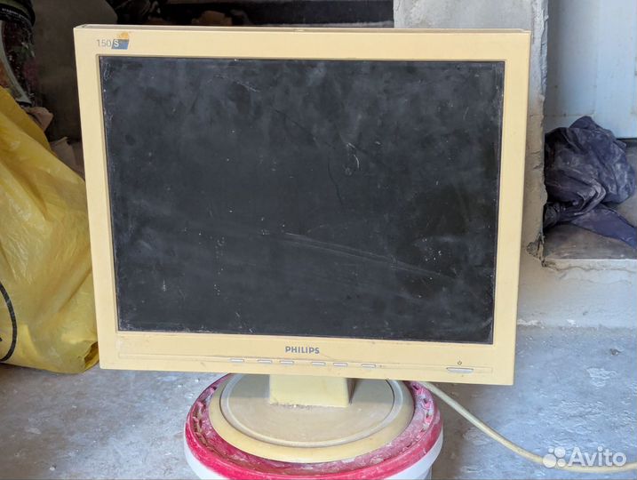 Монитор Philips 150s6
