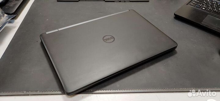 Dell latitude e7250 I7 FHD12