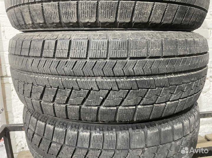 Bridgestone Blizzak VRX 205/60 R16 92Q