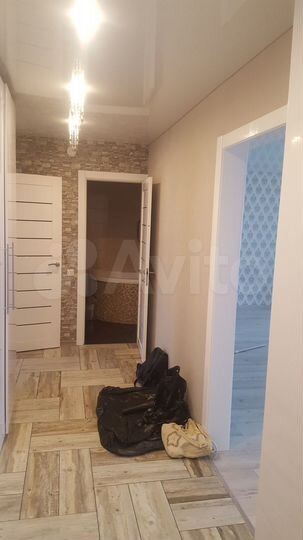 2-к. квартира, 56 м², 2/5 эт.