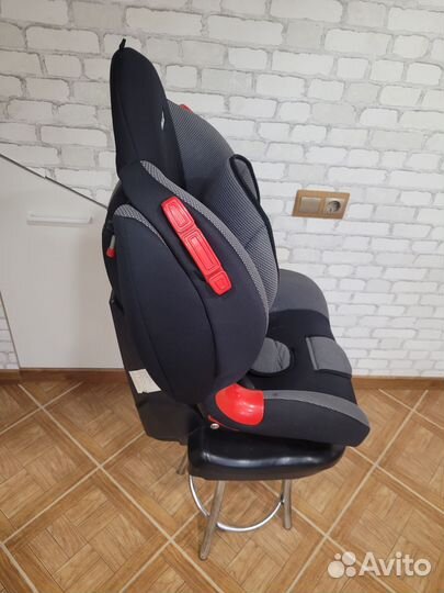 Детское автомобильное кресло