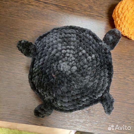 Божья коровка вязаная