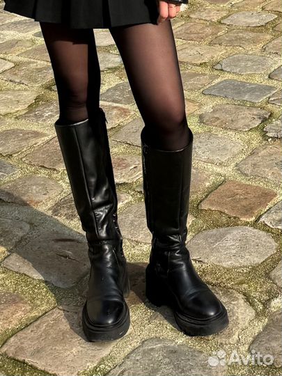Высокие сапоги из натуральной кожи