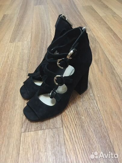 Босоножки туфли Paolo Conte