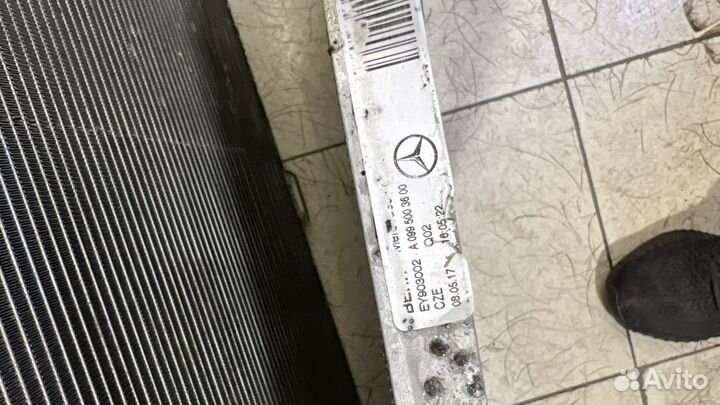 Радиатор охлаждения w213