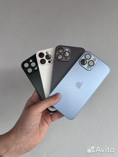 Чехол Silicone с защитой камеры на iPhone