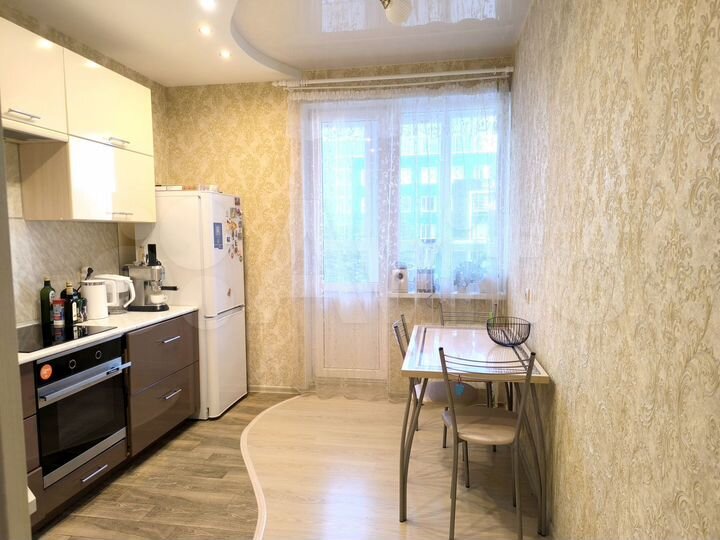 3-к. квартира, 92,2 м², 2/19 эт.