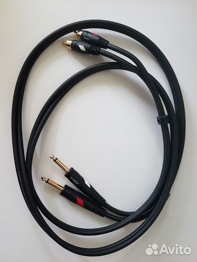 Аналоговый басовый синтезатор Behringer TD-3-BK