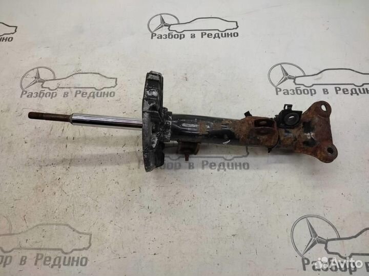 Стойки передние w203 C-class 112.946 03.2001