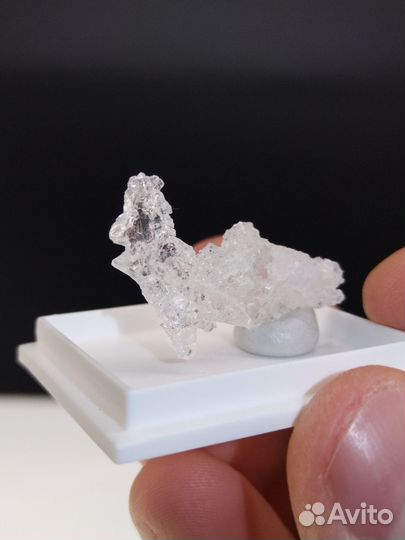 Минерал полуцит