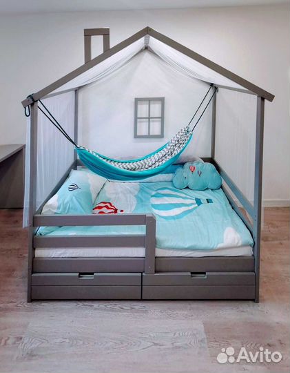 Кроватка от 2х летТеремок из натурального дерева в