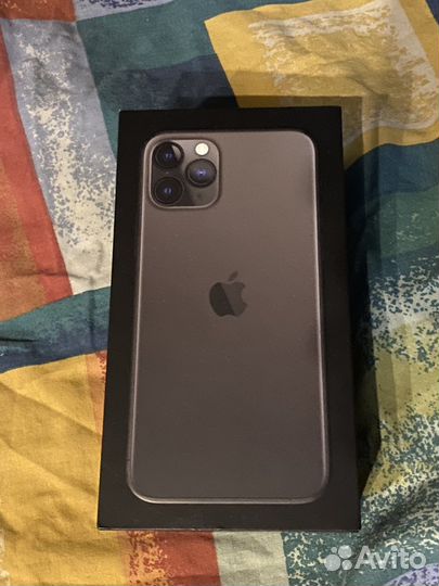 Коробки от iPhone 11, iPhone SE
