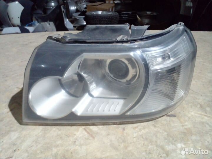 Фара левая Land Rover Freelander 2 xenon