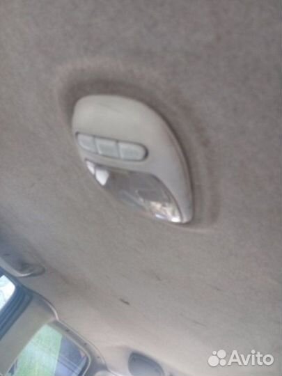 Плафон салона Kia Sportage 2000