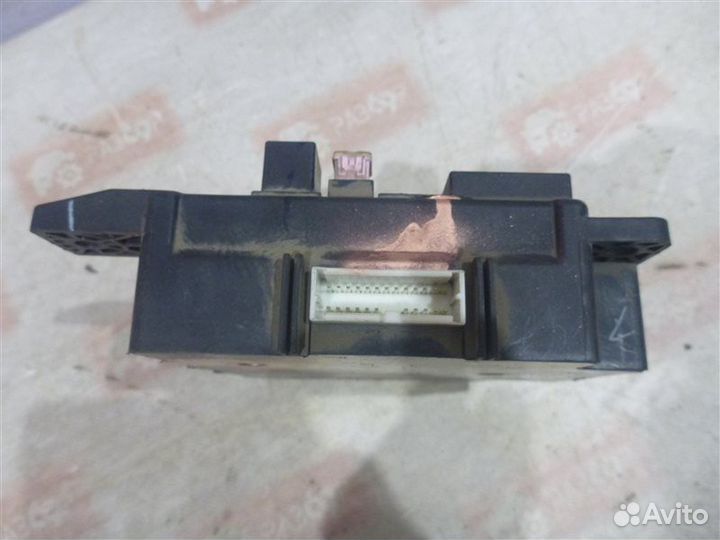 Блок предохранителей Mitsubishi Outlander CW5W