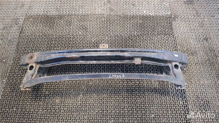 Усилитель бампера Volkswagen Caddy, 2011