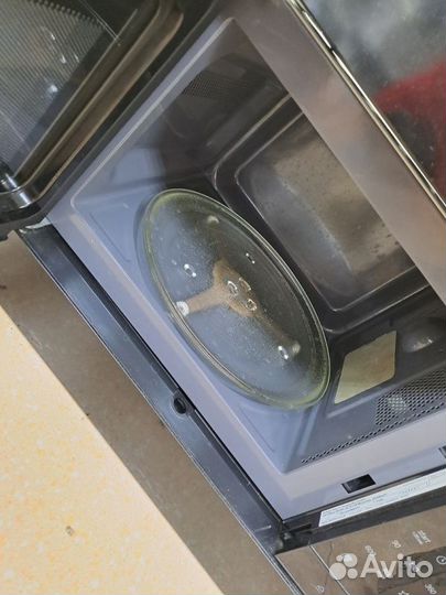 Микроволновая печь. Bosch BFL623MB3