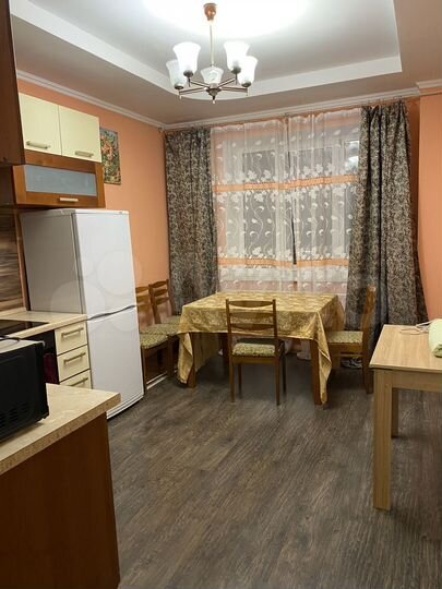 1-к. квартира, 42 м², 4/14 эт.