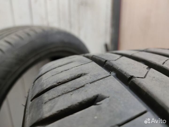 Kumho ecsta hs51 215/50 r17