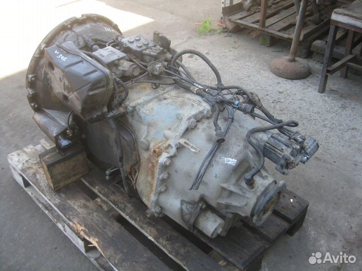 Коробка переключения передач (кпп) VT2214B volvo