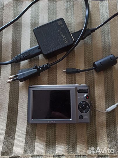 Цифровой фотоаппарат sony cyber shot
