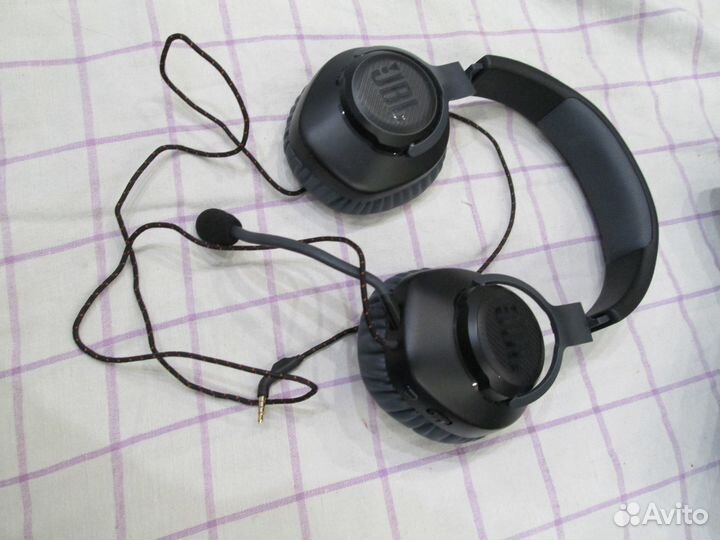 Наушники проводные с микрофоном JBL Quantum100,35