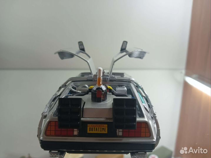 Модель 1:24 назад в будущее 2 часть
