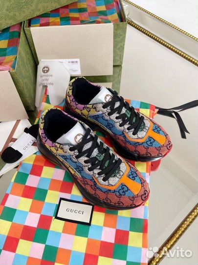 Кроссовки gucci