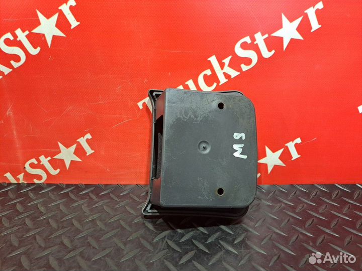 Крышка заднего крыла