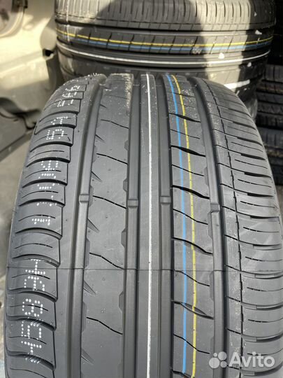 Royal Black Royal Performance 275/30 R20 97W