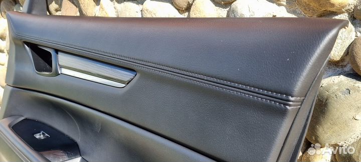 Обшивка двери передняя правая Mazda CX-5 KF 17-22