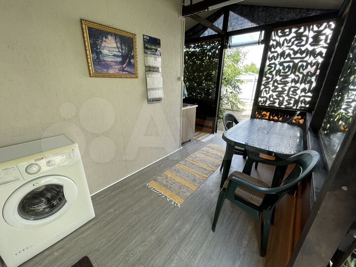 Дом 30 м² на участке 3 сот.