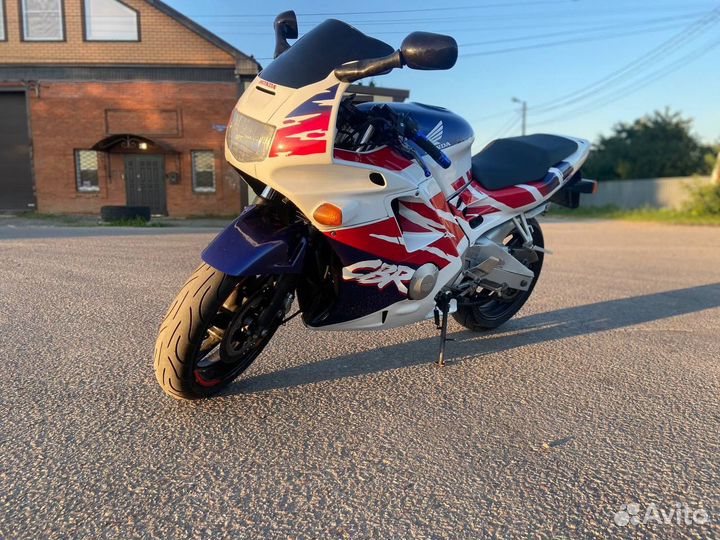 Honda cbr600 f2