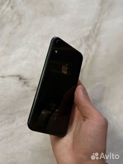 iPhone Xr, 64 ГБ