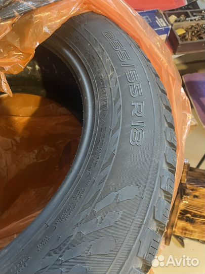 Nokian Tyres Hakkapeliitta 9 SUV 255/55 R18 109T