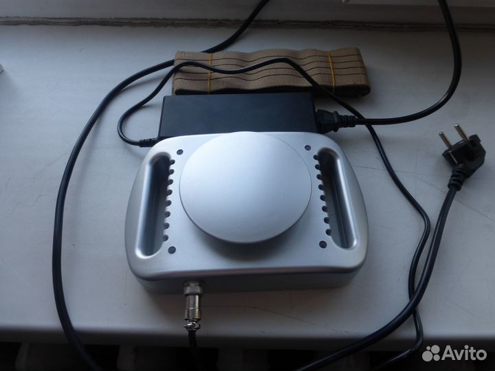 Устройство для похудения, моделирования бедер,тали