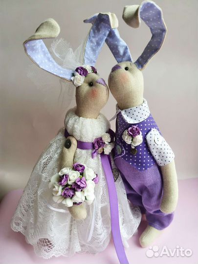 Игрушка ручной работы Свадебная пара Зайцы