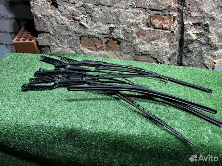 Поводок дворников Audi 100 C4