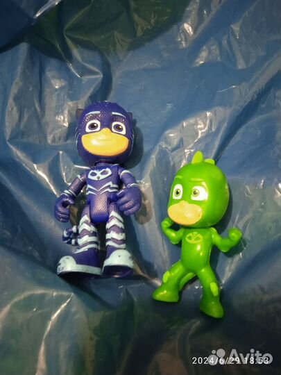 Фигурки животных, магистр Йода и др