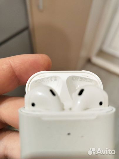Беспроводные наушники apple airpods 2