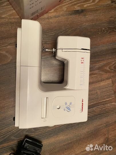 Швейная машинка aurora 7010/715