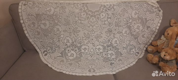 Разные скатерти на круглый стол