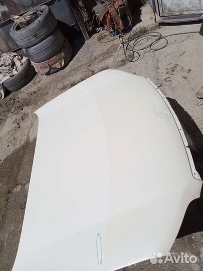 Капот на toyota prado 150 (цвет белый) оригинал