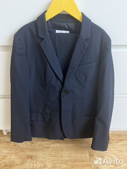 Школьный костюм zara