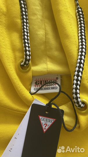 Свитшот женский Guess