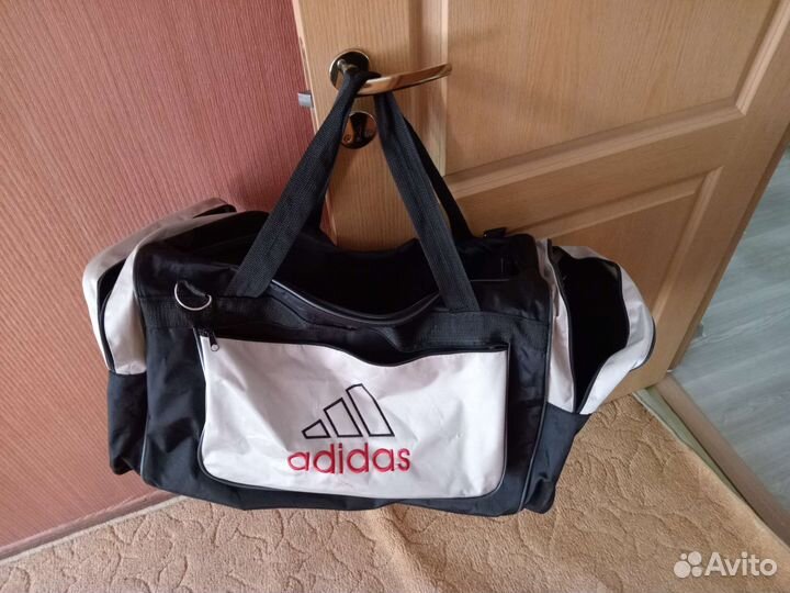 Спортивная сумка adidas