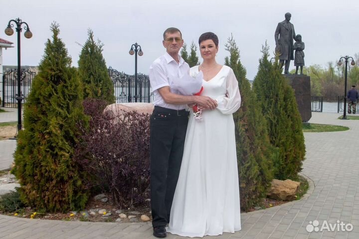 Свадебное платье