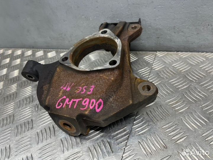 Кулак передний левый Cadillac Escalade GMT900 L92