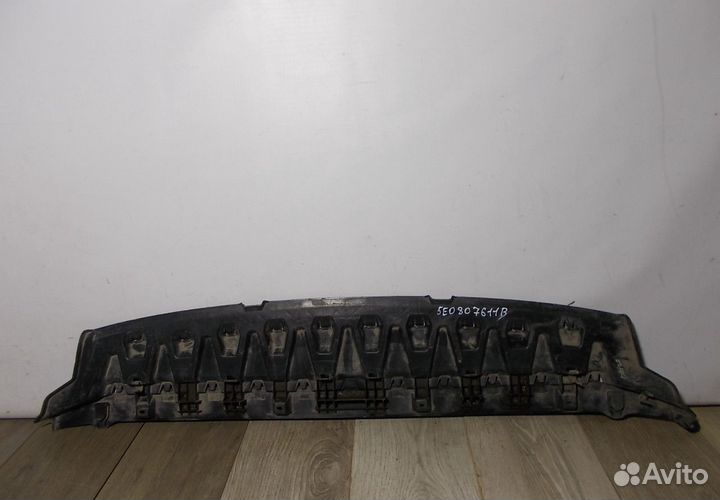 Защита переднего бампера бу Skoda Octavia A7 реста