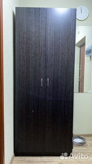 Шкаф распашной